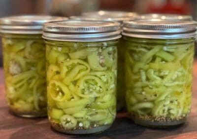 Easy Pickled Banana Peppers